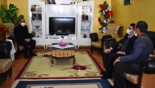 DOĞUBAYAZIT KAYMAKAMI AKPINAR, ŞEHİT AİLELERİNİ ZİYARET ETTİ.