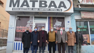 AK PARTİ HEYETİ DOĞUBAYAZIT GAZETESİNİ ZİYARET ETTİ