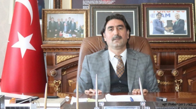 Taşlıçay Belediye Başkanı İsmet Taşdemir'in Regaip Kandili Mesajı