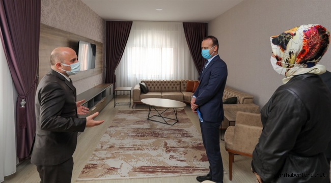 Ağrı Valisi Dr. Osman Varol, Şehit Öğretmen Burçin Uysal Öğretmenevinde İncelemelerde Bulundu