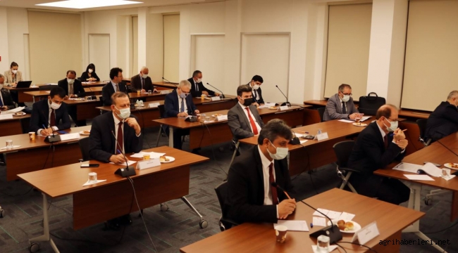 Rektör Alma YÖK Anadolu Projesi Değerlendirme Toplantısına Katıldı