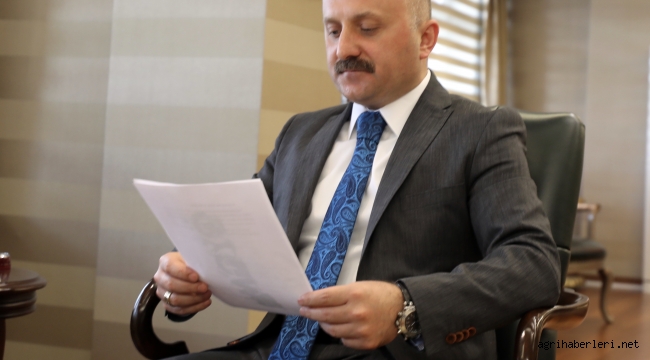 Ağrı Valisi Dr. Varol, çocuklar için masal okudu