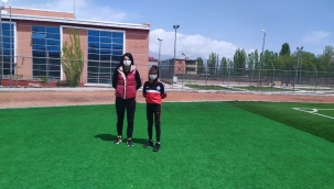 DOĞUBAYAZIT GENÇLİK VE SPOR İLÇE MÜDİRESİ SEVİM ŞİMŞEK KONYAR "GÜREŞTE DOĞUBAYAZIT'IN İSMİNİ TÜRK MİLLİ TAKIMI" TARİHİNE YAZDIRDI.