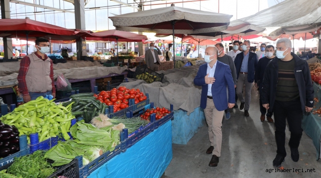 AĞRI İL VE İLÇELERİNDE TAM KAPANMA SÜRECİNDE VALİ VE KAYMAKAMLAR PAZAR YERLERİNİ DENETLEDİLER