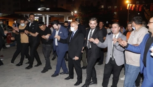  AĞRI BELEDİYE BAŞKANI SAVCI SAYAN ZAM ORANINI AÇIKLADI İŞÇİLER HALAY ÇEKTİ