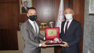 MEB Ölçme, Değerlendirme ve Sınav Hizmetleri Genel Müdürü Şensoy'dan Tekin'e ziyaret