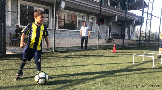 Ağrı Fenerbahçe Futbol Okulu Antrenmanlara Başladı