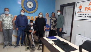 Ak Parti Doğubayazıt İlçe Başkanı Av. Mustafa Konyar yardım hizmetlerine devam ediyor.