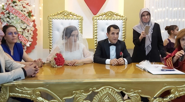 TAN VE TANRIVERDİ AİLELERİNİN MUTLU GÜNLERİ