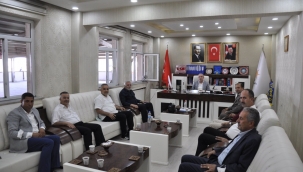 AK PARTİ AĞRI İL BAŞKANI AV. HALİL ÖZYOLCU'YA DOĞUBAYAZIT'IN SORUNLARI (DESK) PLATFORMU ​​​​​​​ÜYELERİ TARAFINDAN SUNULDU.