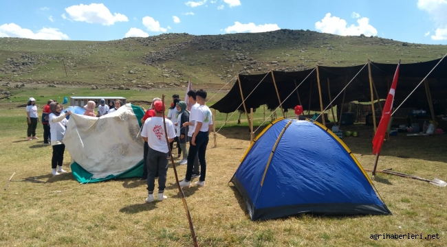  "Telafide Ben de Varım" Diyen Ağrılı İzci öğrenciler Balık Gölü'nde Kampı Kurdu