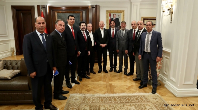 AK PARTİ AĞRI HEYETİ BAKAN SOYLU'YU MAKAMINDA ZİYARET ETTİLER