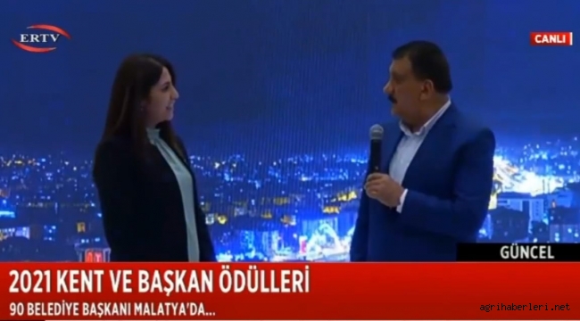 BELEDİYE BAŞKANI ACAR YAPTIĞI PROJE İLE KENT VE BAŞKAN DERGİSİ TARAFINDAN ÖDÜLE LAYIK GÖRÜLDÜ