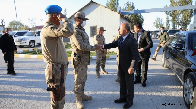 VALİ VAROL, DOĞUBAYAZIT JANDARMA ASAYİŞ KOMANDO BÖLÜK KOMUTANLIĞINI ZİYARET ETTİ.