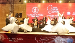 2021 Yunus Emre ve Türkçe Yılı etkinlikleri nedeniyle İshak Paşa Sarayı'nda konser düzenlendi.