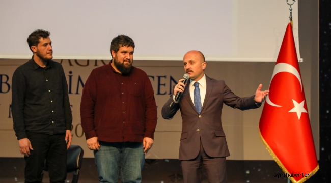 Ağrı'da "Yunus'un İzinden" Sedat Anar Konseri düzenlendi.