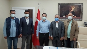 AK PARTİ MECLİS ÜYELERİ KAYMAKAM AKPINAR İLE İLÇENİN SORUNLARINI KONUŞTULAR