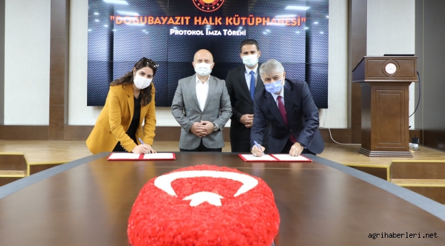 Doğubayazıt Halk Kütüphanesi İçin İmzalar Atıldı