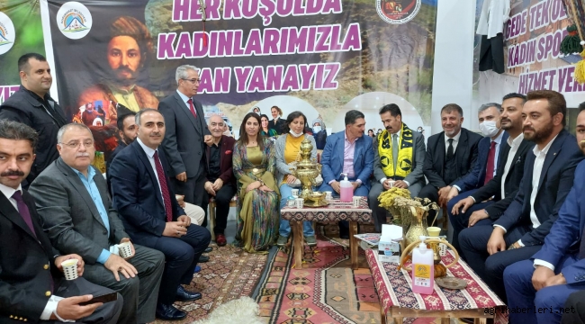 İSTANBUL'DA DOĞUBAYAZIT RÜZGARI GEÇTİ