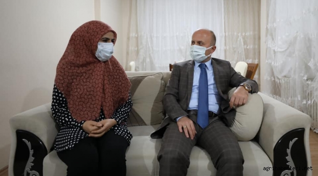 VALİ, ŞEHİT AİLESİNİ ZİYARET ETTİ.