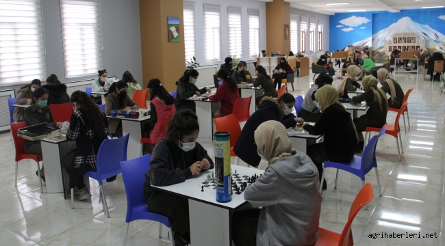  AĞRI, 554 OKULA KÜTÜPHANE KURARAK TÜRKİYE GENELİNDE BİRİNCİ OLDU