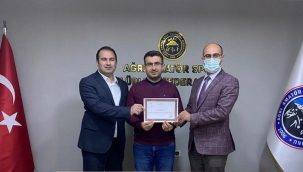 Ağrı'da Spor Müsabakasında Görevlendirilecekler İçin İlk Yardım Kursu Verildi