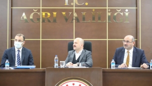Ağrı Valisi Varol, Merkez Muhtarlarıyla Bir Araya Geldi