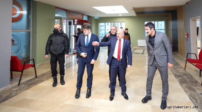 VALİ VAROL; AĞRI'NIN GELECEĞİ GENÇLERİMİZE BAĞLIDIR