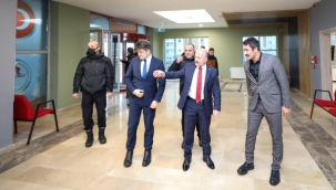 VALİ VAROL; AĞRI'NIN GELECEĞİ GENÇLERİMİZE BAĞLIDIR