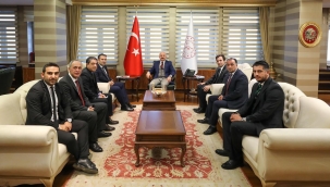 Vali Varol Amatör Spor Camiasını Destekleyeceklerini Söyledi