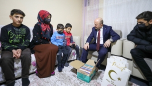 VALİ VAROL, ÇATKAPI EV ZİYARETLERİNE DEVAM EDİYOR