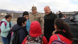 Ağrı Valisi Dr. Osman Varol, Yaygın yurt Üs Bölgesi'nde