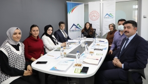 BAYAN VAROL, KANSERDE ERKEN TEŞHİS PROJE KOORDİNASYON MERKEZİNİ ZİYARET ETTİ