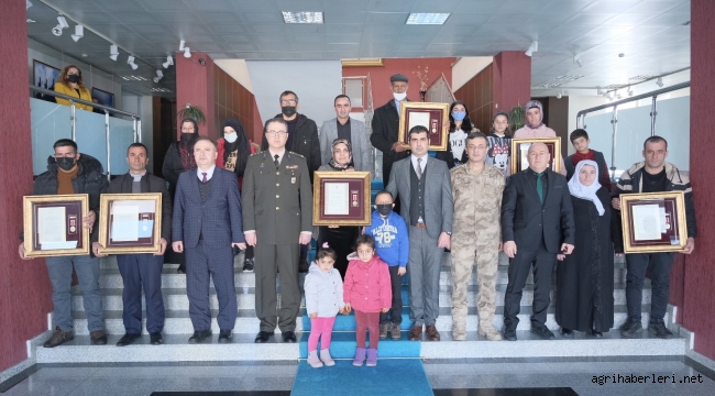 Ağrı'da Devlet Övünç Madalyası Tevcih Töreni Düzenlendi