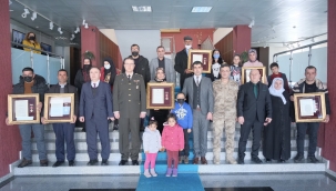 Ağrı'da Devlet Övünç Madalyası Tevcih Töreni Düzenlendi