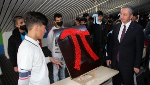 Ağrı'da Dünya Pi Günü sergisi düzenlendi