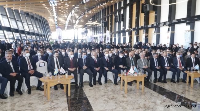 Ağrı Doğu Anadolu Kariyer Fuarı 22' de Boy Gösterdi