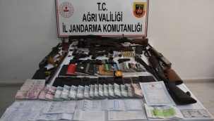 DOĞUBAYAZIT, DİYADİN, TUTAK ​​​​​​​İLÇELERİNE JANDARMADAN OPERASYON