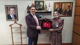 DOĞUBAYAZIT'IN KADIN MUHTARLARI KÜLLİYE'DEN SONRA GAZİ MECLİSİNDE