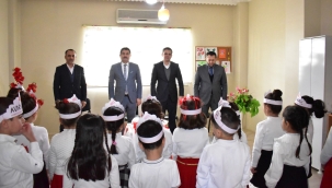 DOĞUBAYAZIT'TA ÇOCUKLARIN, İSTİKLAL MARŞI'NIN KABÜLÜ YIL DÖNÜMÜ ETKİNLİKLERİ