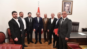 TİCARET BAKANI DR. MEHMET MUŞ İLE DOĞUBAYAZIT GÜRBÜLAK GÜMRÜĞÜ'NÜN SORUNLARINI KONUŞTULAR