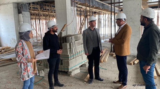 Ağrı Milli Eğitim Müdürü Kökrek, yapımı devam eden Ömer Çoktin Fen Lisesinde incelemelerde bulundu