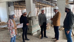 Ağrı Milli Eğitim Müdürü Kökrek, yapımı devam eden Ömer Çoktin Fen Lisesinde incelemelerde bulundu