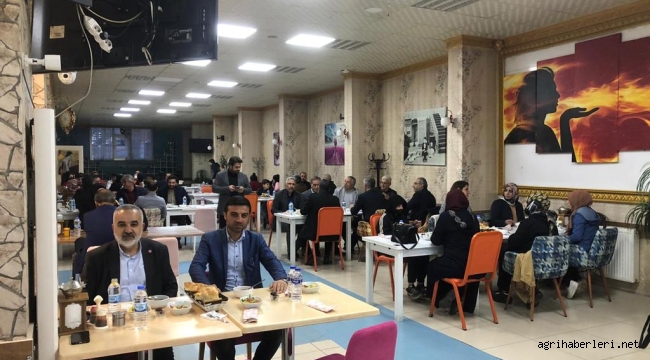 AK KADROLAR İFTARDA BİR ARAYA GELDİ