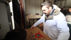 SAVCI SAYAN, SÖZÜMÜZ SÖZ DEDİ AĞRI'DA İHTİYAÇ SAHİBİ AİLELERE GÜNDE 2 KİLO ET DAĞITIMINA BAŞLADI