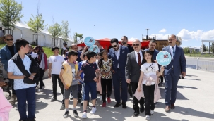 Ağrı'da Sağlıklı Yaşam Yürüyüşü Yapıldı