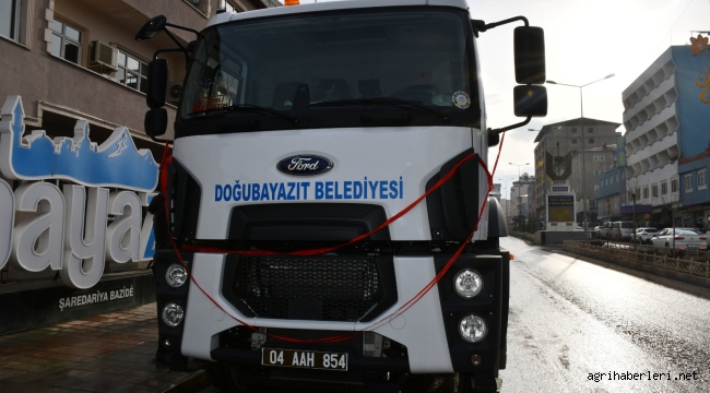 DOĞUBAYAZIT BELEDİYESİ ARAÇ FİLOSUNA 21 YENİ ARAÇ ALIMI İÇİN MECLİSTE ONAY 