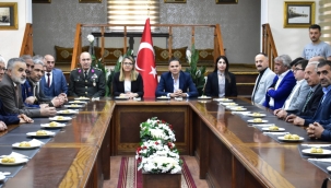 KAYMAKAM AKPINAR, BİR DİZİ BAYRAM ZİYARETİ GERÇEKLEŞTİRDİ 