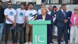 Ağrı İbrahim Çeçen Üniversitesi 2021-2022 Akademik Yılı Mezuniyet Töreni Düzenlendi