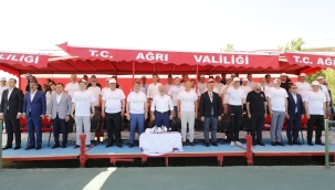 "Geleneksel 2. Ağrı Dağı Tenis Turnuvası" 120 sporcunun katılımıyla başladı.